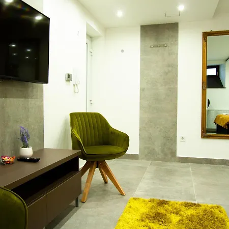 Spotlight Apartmanhaz سيغيد