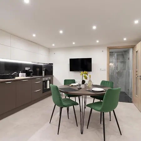 Spotlight Apartmanhaz