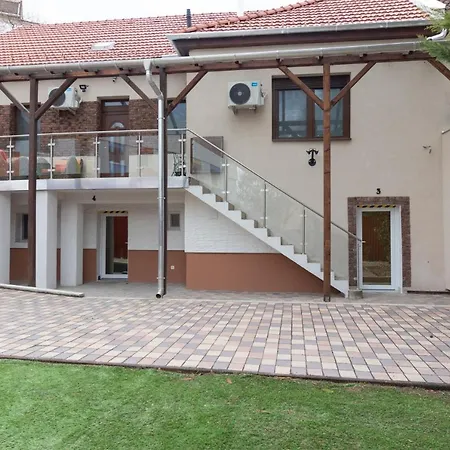 Apartament Spotlight Apartmanhaz Segedyn